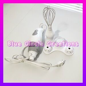Brentwood HB-38W 2-Speed Hand Blender and Balloon Whisk Attachment